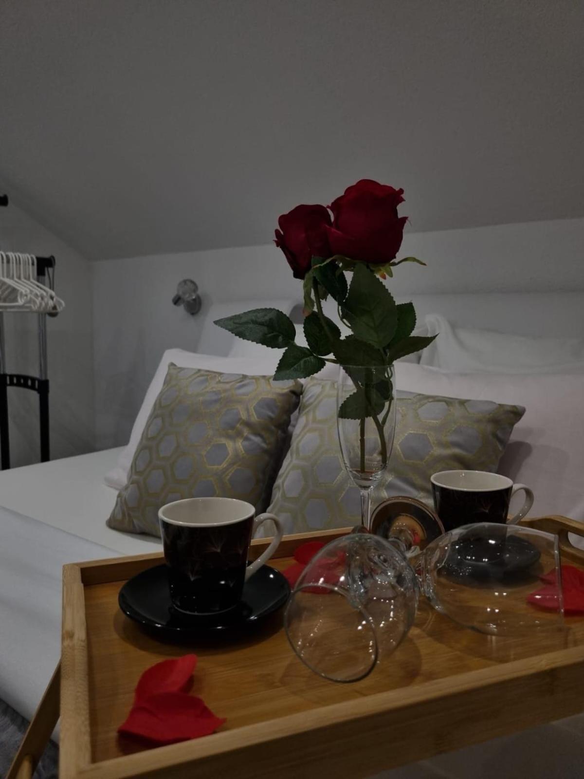 Luxury Apartment Megy Otočac Buitenkant foto
