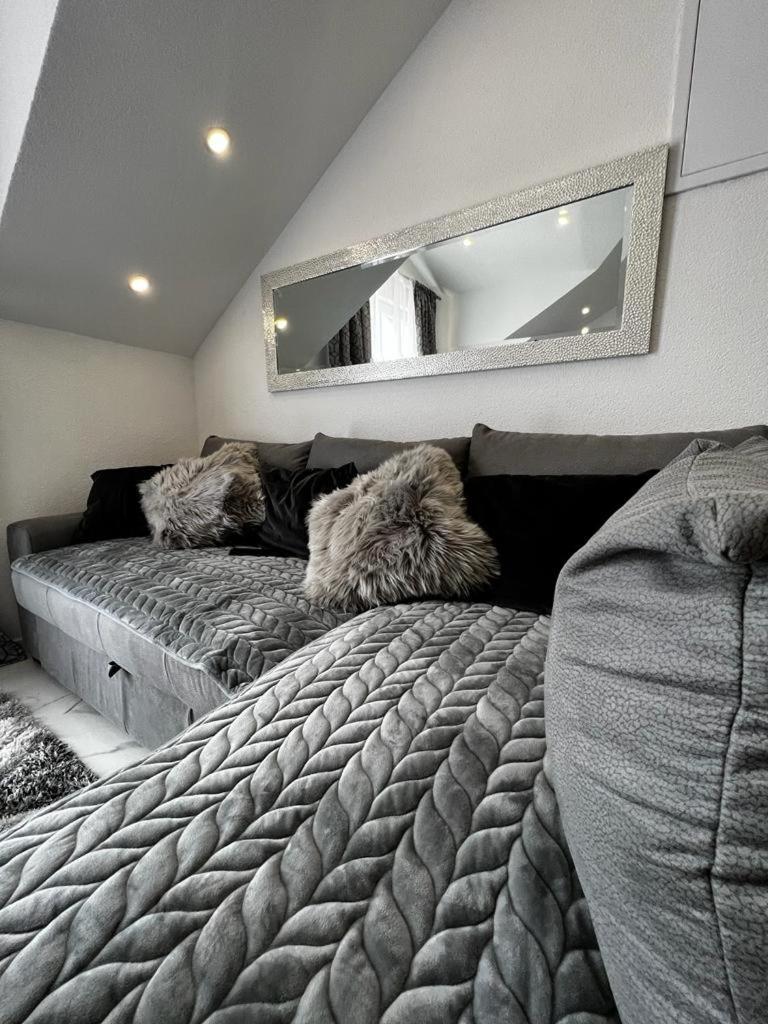 Luxury Apartment Megy Otočac Buitenkant foto